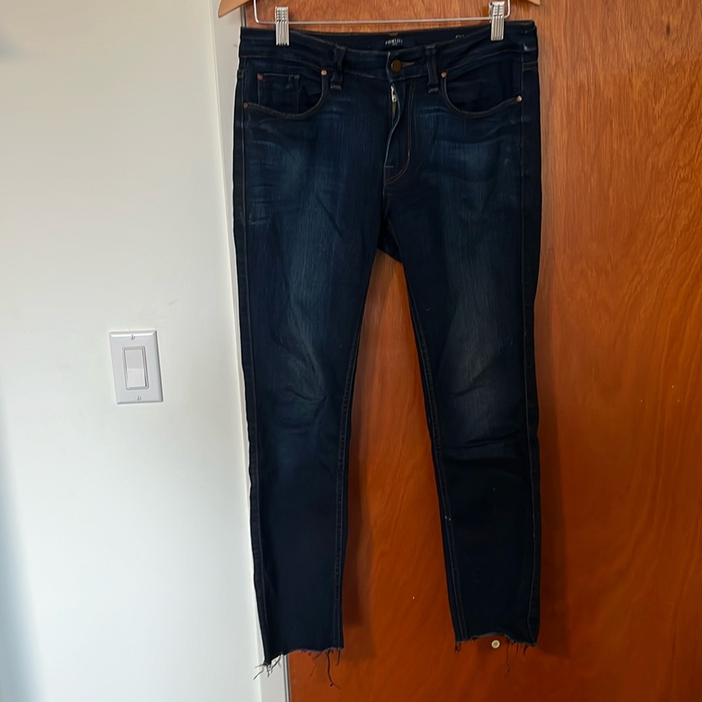 Fidelity Jeans
Charlie: mid-rise skinny